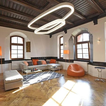 6,5 Luxury Room Apartment - Central Zwickau - 3 Bedrooms - 2 Bathrooms Экстерьер фото