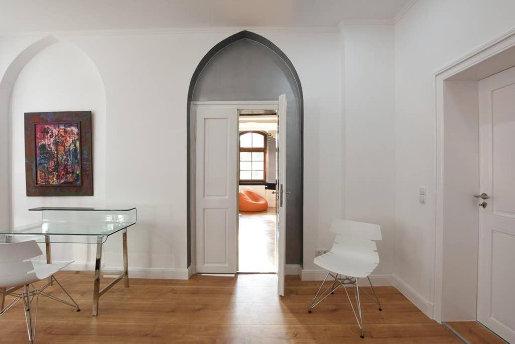 6,5 Luxury Room Apartment - Central Zwickau - 3 Bedrooms - 2 Bathrooms Экстерьер фото
